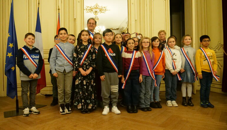 Image de l'actualité Un nouveau Conseil Municipal des Jeunes pour représenter la jeunesse de Louviers.